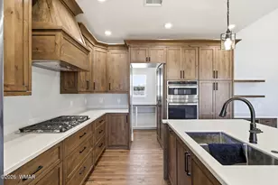 876 Marion Dr, Eagar, AZ 85925 - Photo 9