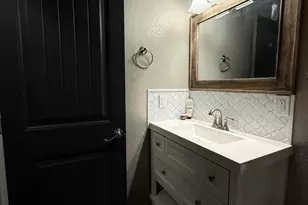 207 W Carlos Ave, Holbrook, AZ 86025 - Photo 5