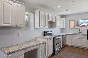 233 S Zuni St, Springerville, AZ 85938 - Photo 9