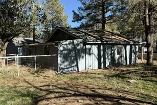 2058 Pinehaven Ln, Overgaard, AZ 85933 - Photo 25