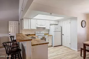 2670 Snow Slope Way, Pinetop, AZ 85935 - Photo 3