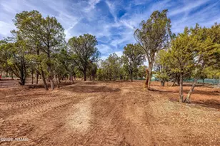 2137 Graphite Rd, Clay Springs, AZ 85923 - Photo 35