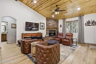 2583 Greens Peak Ln, Pinetop, AZ 85935 - Photo 11