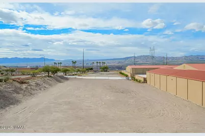 1141 Legends Drive, Bullhead City, AZ 86429 - Photo 65