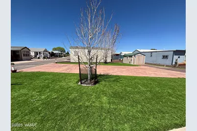 1850 Par Circle, Unit 235 #235, Show Low, AZ 85901 - Photo 3