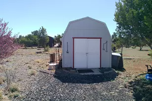 68 Charlene Dr, Concho, AZ 85924 - Photo 37