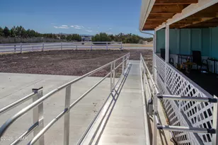 61 Evergreen Ln, Concho, AZ 85924 - Photo 5