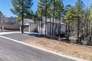 1040 S Redberry Dr, Show Low, AZ 85901 - Photo 1