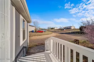 1226 Valley View Dr, Taylor, AZ 85939 - Photo 9