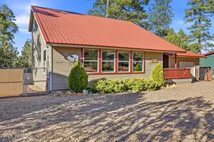 1980 Pine Cone Cir, Overgaard, AZ 85933 - Photo 3