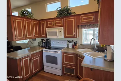 8209 Rainbow Loop, Unit 520 #520, Show Low, AZ 85901 - Photo 11