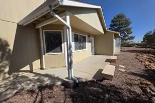 949 Geronimo Ln, Show Low, AZ 85901 - Photo 5