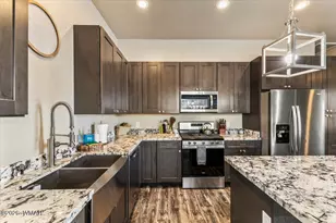 321 W Owens St, Show Low, AZ 85901 - Photo 13