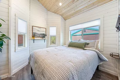 2746 Columbia Lane, Unit 8 #8, Overgaard, AZ 85933 - Photo 11