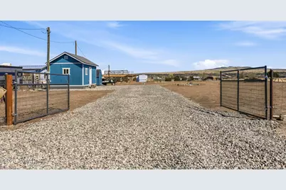 1601 E Becker Lane, Springerville, AZ 85938 - Photo 1