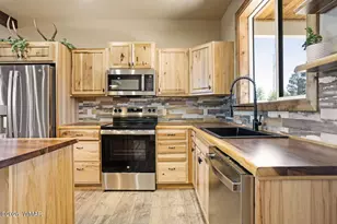 2722 Church Ln, Overgaard, AZ 85933 - Photo 17