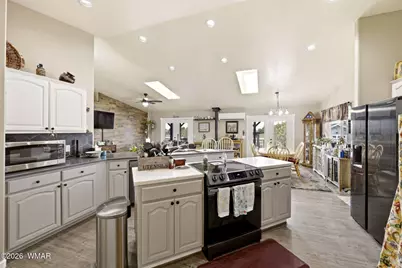 8406 Lake View Drive, Show Low, AZ 85901 - Photo 7