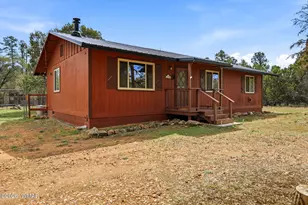 2895 Mustang Trail, Overgaard, AZ 85933 - Photo 29