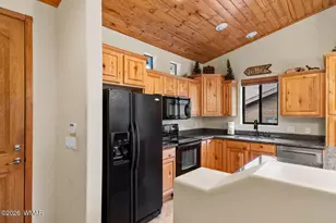 951 S Spirea Ln, Show Low, AZ 85901 - Photo 9