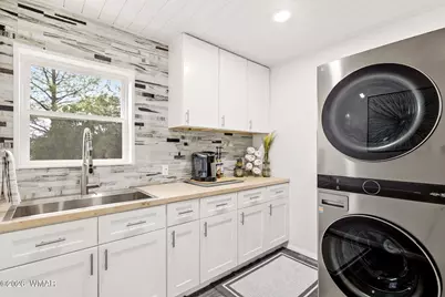 2287 Richenbacher Circle, Overgaard, AZ 85933 - Photo 11