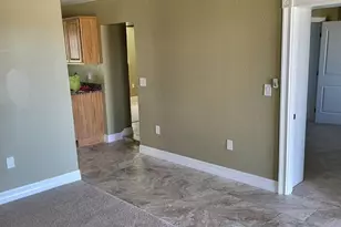 290 S 1st, Saint Johns, AZ 85936 - Photo 3