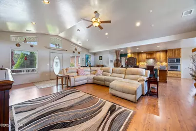 5330 April Place, Pinedale, AZ 85934 - Photo 9