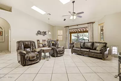 2236 Roundabout Way, Overgaard, AZ 85933 - Photo 7