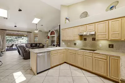 2236 Roundabout Way, Overgaard, AZ 85933 - Photo 11