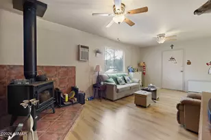 3566 Black Bear Run, Overgaard, AZ 85933 - Photo 9