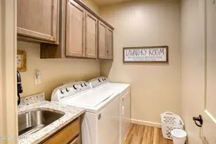 5873 Saturn Dr, Lakeside, AZ 85929 - Photo 17