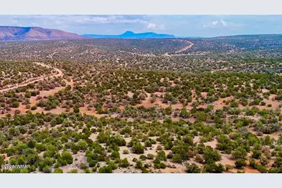 31326 Calle Barril, Seligman, AZ 86337 - Photo 13
