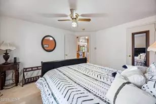 2746 Kitty Hawk Ln, Overgaard, AZ 85933 - Photo 17