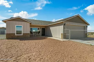 660 S Foothills Blvd, Taylor, AZ 85939 - Photo 9