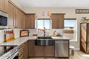 660 S Foothills Blvd, Taylor, AZ 85939 - Photo 15