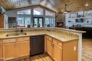1011 Hillside Dr, Show Low, AZ 85901 - Photo 3