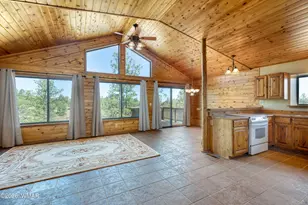 2836 Homestead Dr, Overgaard, AZ 85933 - Photo 15