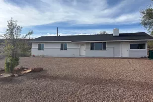 828 14th Ave, Holbrook, AZ 86025 - Photo 3