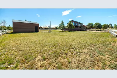 2757 Sunflower Drive, Overgaard, AZ 85933 - Photo 31