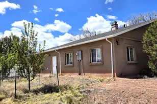 623 E Maricopa Dr, Springerville, AZ 85938 - Photo 3