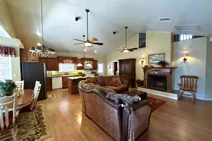 623 E Maricopa Dr, Springerville, AZ 85938 - Photo 5