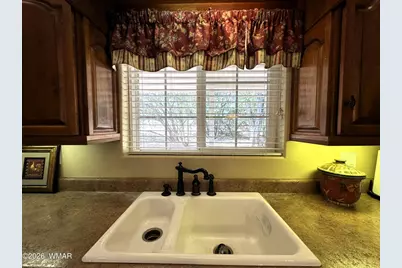 623 E Maricopa Drive, Springerville, AZ 85938 - Photo 13