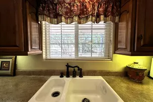 623 E Maricopa Dr, Springerville, AZ 85938 - Photo 13