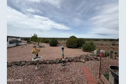 8235 Rainbow Loop, Show Low, AZ 85901 - Photo 7