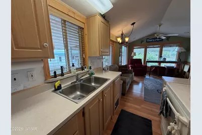 8235 Rainbow Loop, Show Low, AZ 85901 - Photo 13
