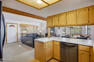 2806 Sky Hawk Dr, Overgaard, AZ 85933 - Photo 15