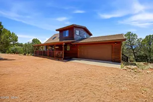 2806 Sky Hawk Dr, Overgaard, AZ 85933 - Photo 5