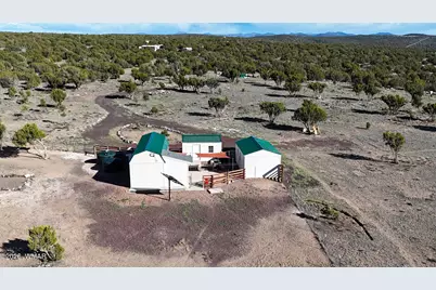 61 N8190, Vernon, AZ 85940 - Photo 3