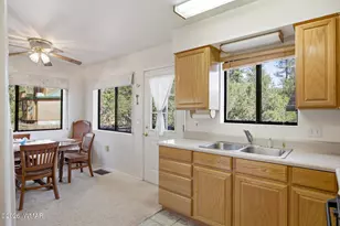 1924 Little Doe Trail, Overgaard, AZ 85933 - Photo 11