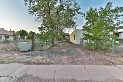 136 E Florida Street, Holbrook, AZ 86025 - Photo 17