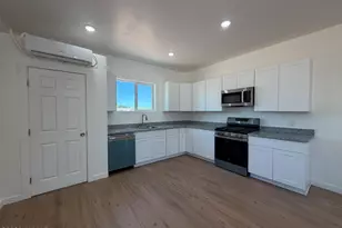 731 Tori Cir, Springerville, AZ 85938 - Photo 3